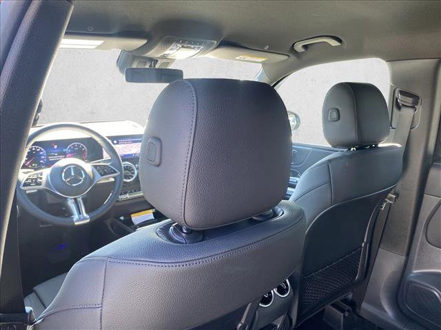 Used 2025 Mercedes-Benz GLB 250 image 18