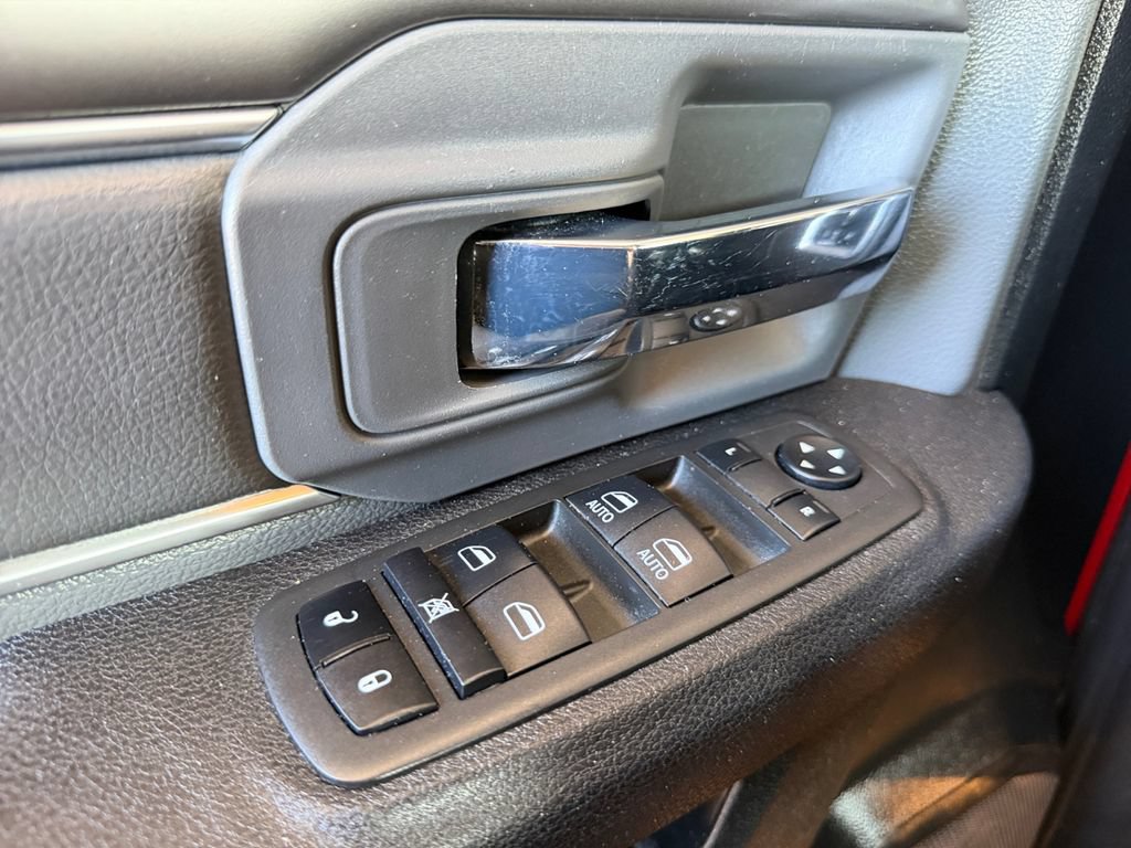 Used 2022 RAM 1500 Classic SLT RWD image 25