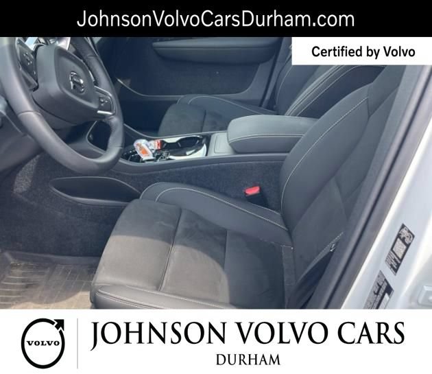 Used 2026 Volvo EX40 Ultra AWD/4WD image 9