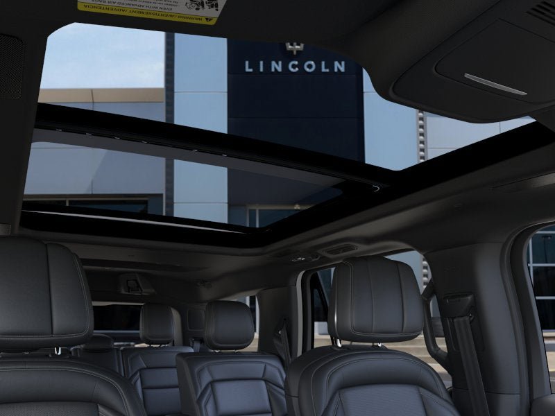 New 2026 Lincoln Navigator Reserve w/ Jet Appearance Package AWD/4WD image 22