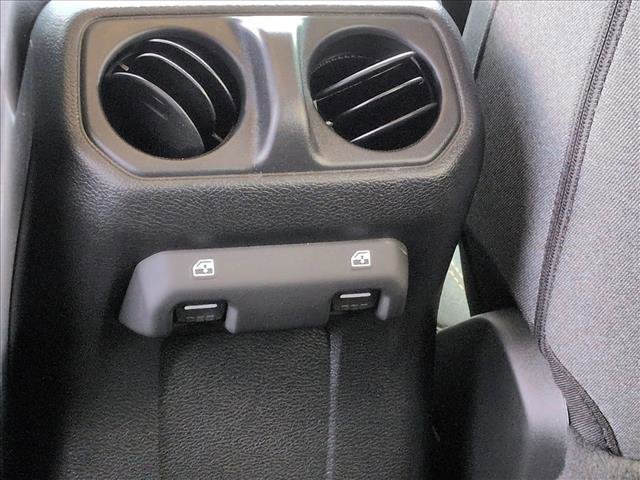 Used 2024 Jeep Wrangler Unlimited w/ Convenience Group AWD/4WD image 9