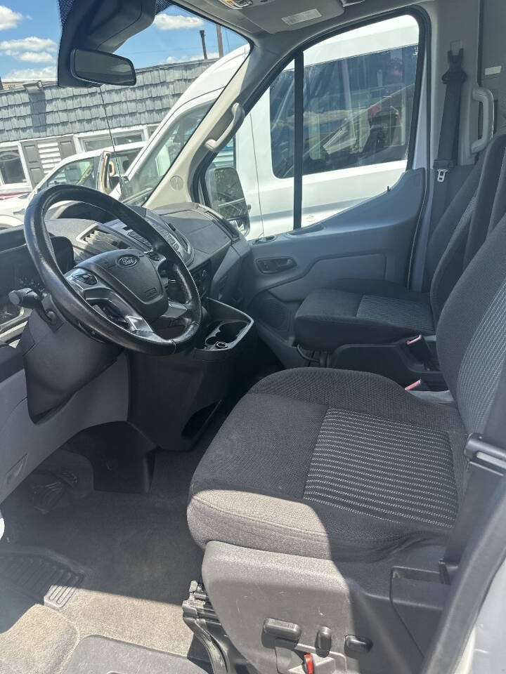 Used 2017 Ford Transit 350 XLT RWD image 5