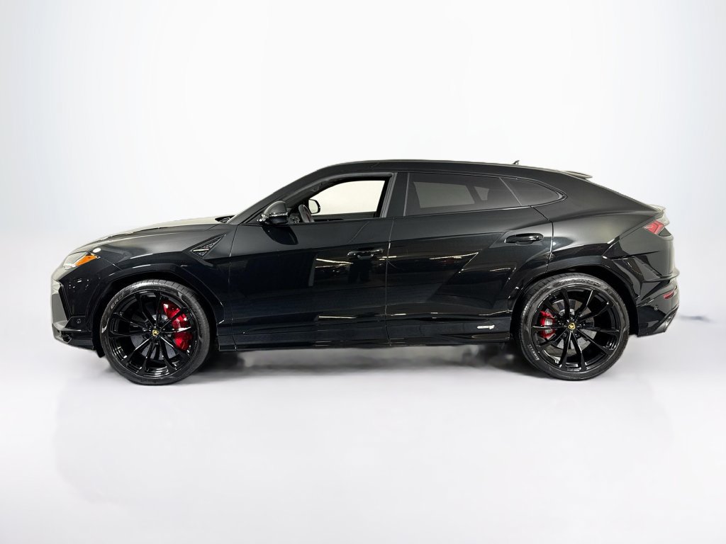 Used 2024 Lamborghini Urus S AWD/4WD image 2