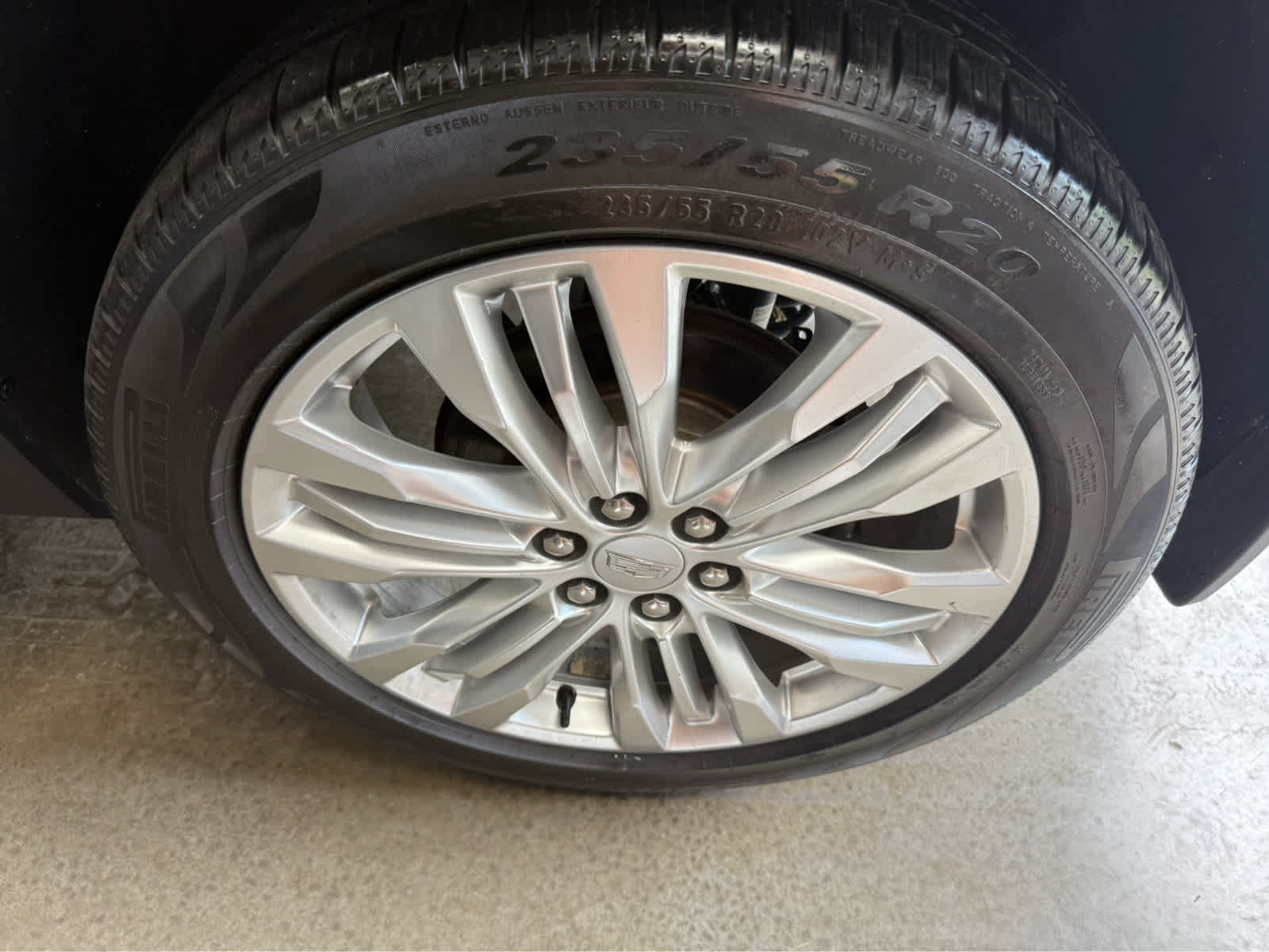 Used 2018 Cadillac XT5 Premium Luxury AWD/4WD image 36