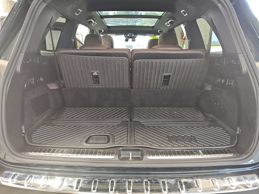 Used 2022 Mercedes-Benz GLS 450 4MATIC image 32