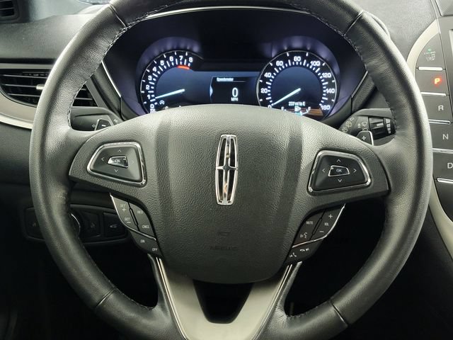 Used 2019 Lincoln MKC Premiere FWD image 25
