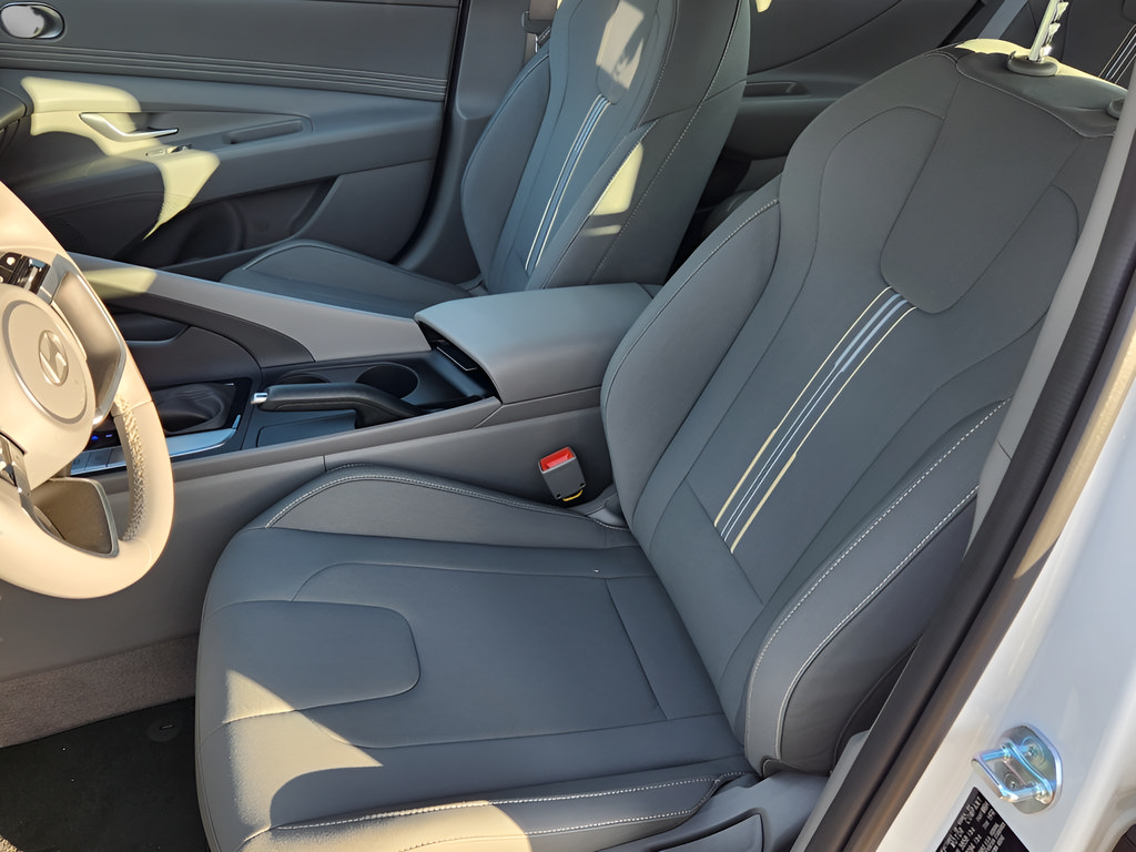 New 2026 Hyundai Elantra Sport w/ Cargo Package FWD image 13