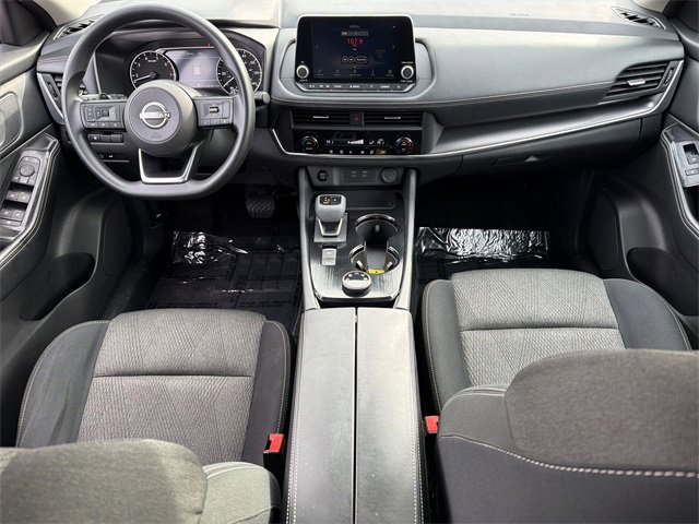 Used 2024 Nissan Rogue SV image 19