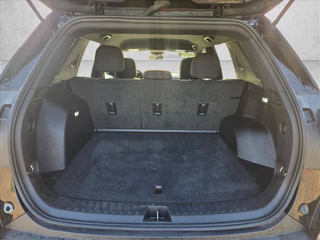 Used 2025 GMC Terrain Elevation FWD image 6