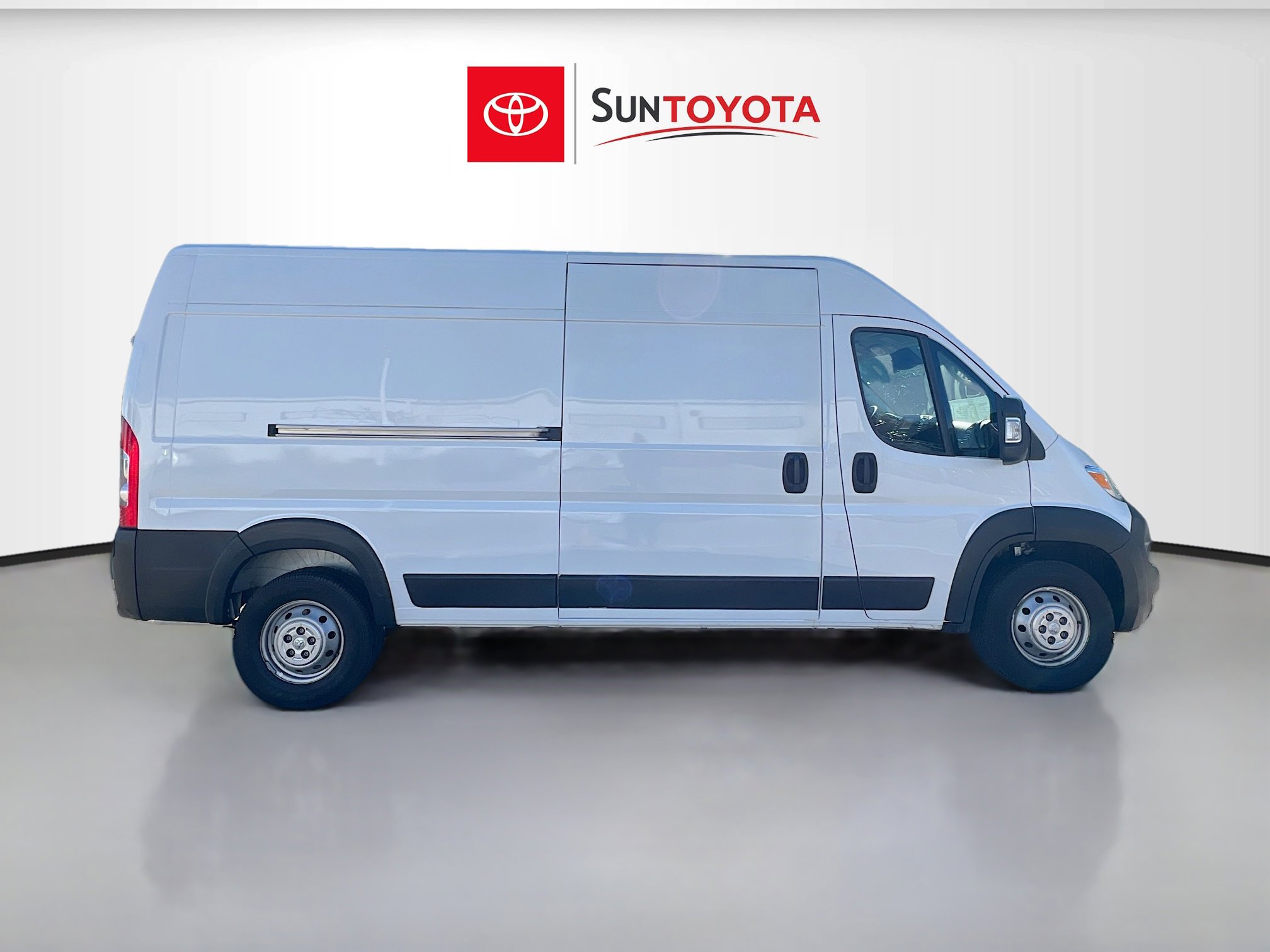 Used 2023 RAM ProMaster 2500 image 2