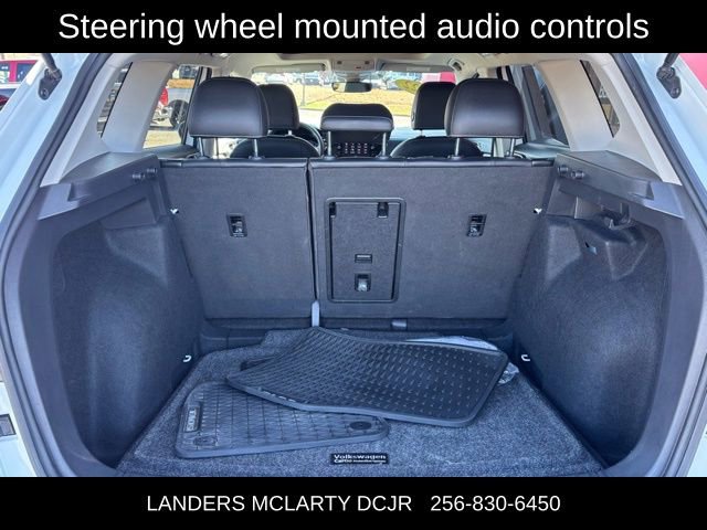 Used 2022 Volkswagen Taos SEL w/ Panoramic Sunroof Package image 17