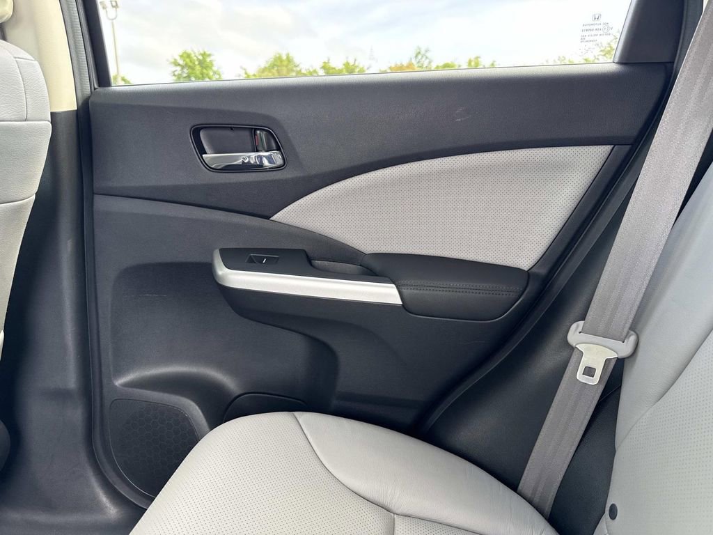 Used 2016 Honda CR-V Touring image 15