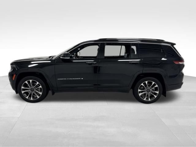Used 2021 Jeep Grand Cherokee L Overland w/ Luxury Tech Group IV AWD/4WD image 3