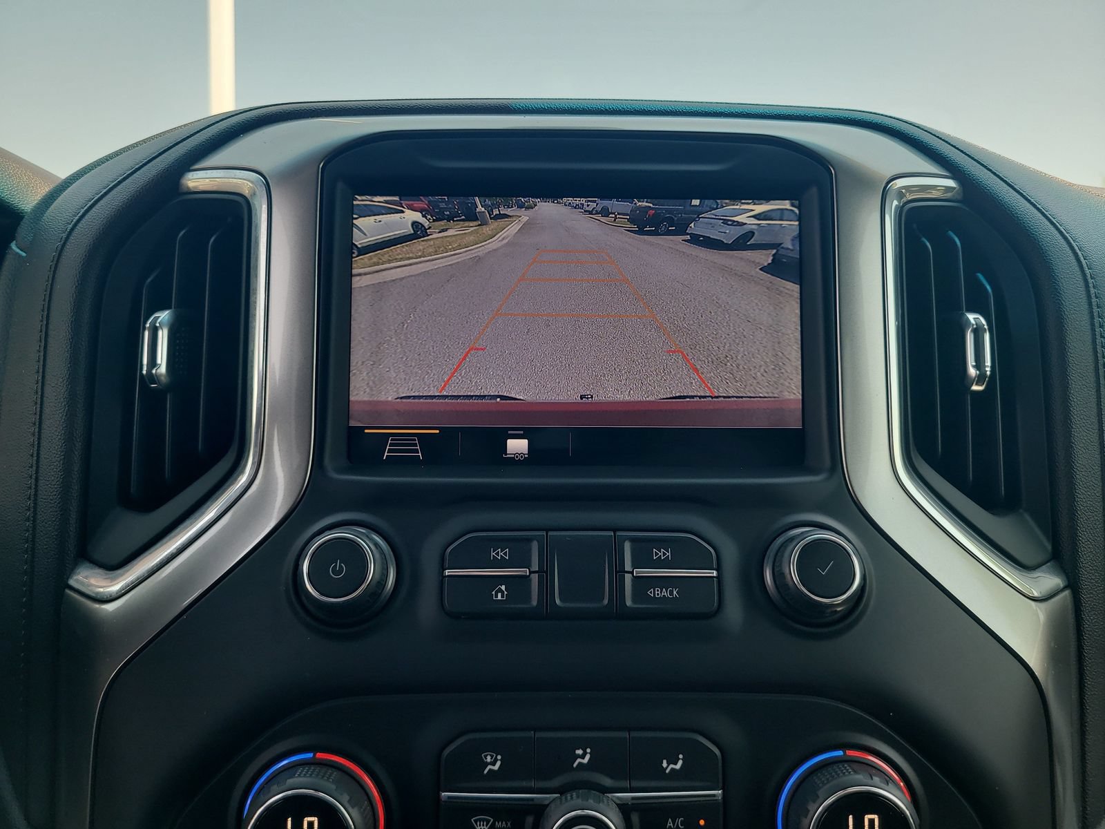 Used 2019 Chevrolet Silverado 1500 LT w/ Texas Edition AWD/4WD image 22