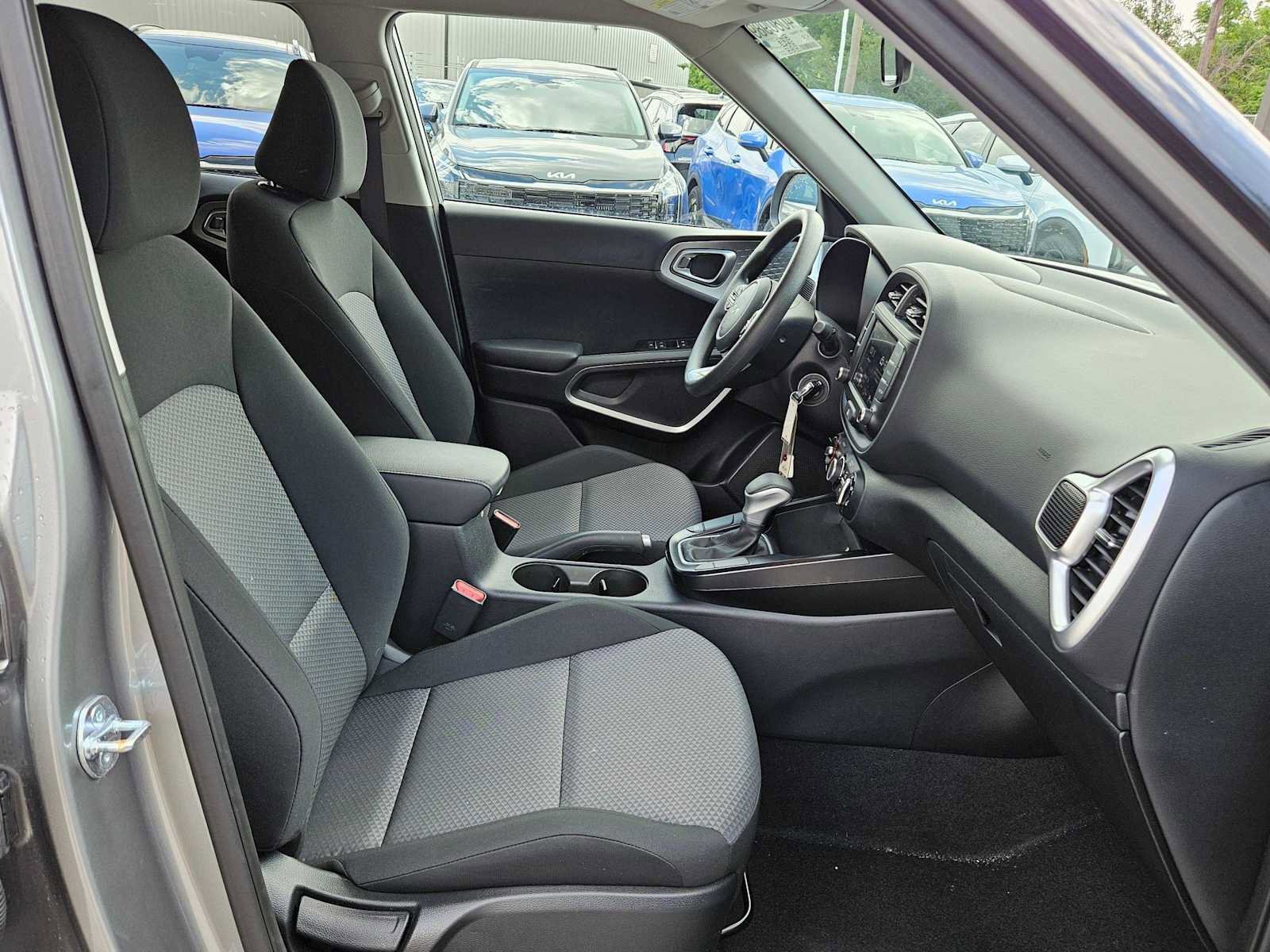 Certified 2025 Kia Soul LX FWD image 18