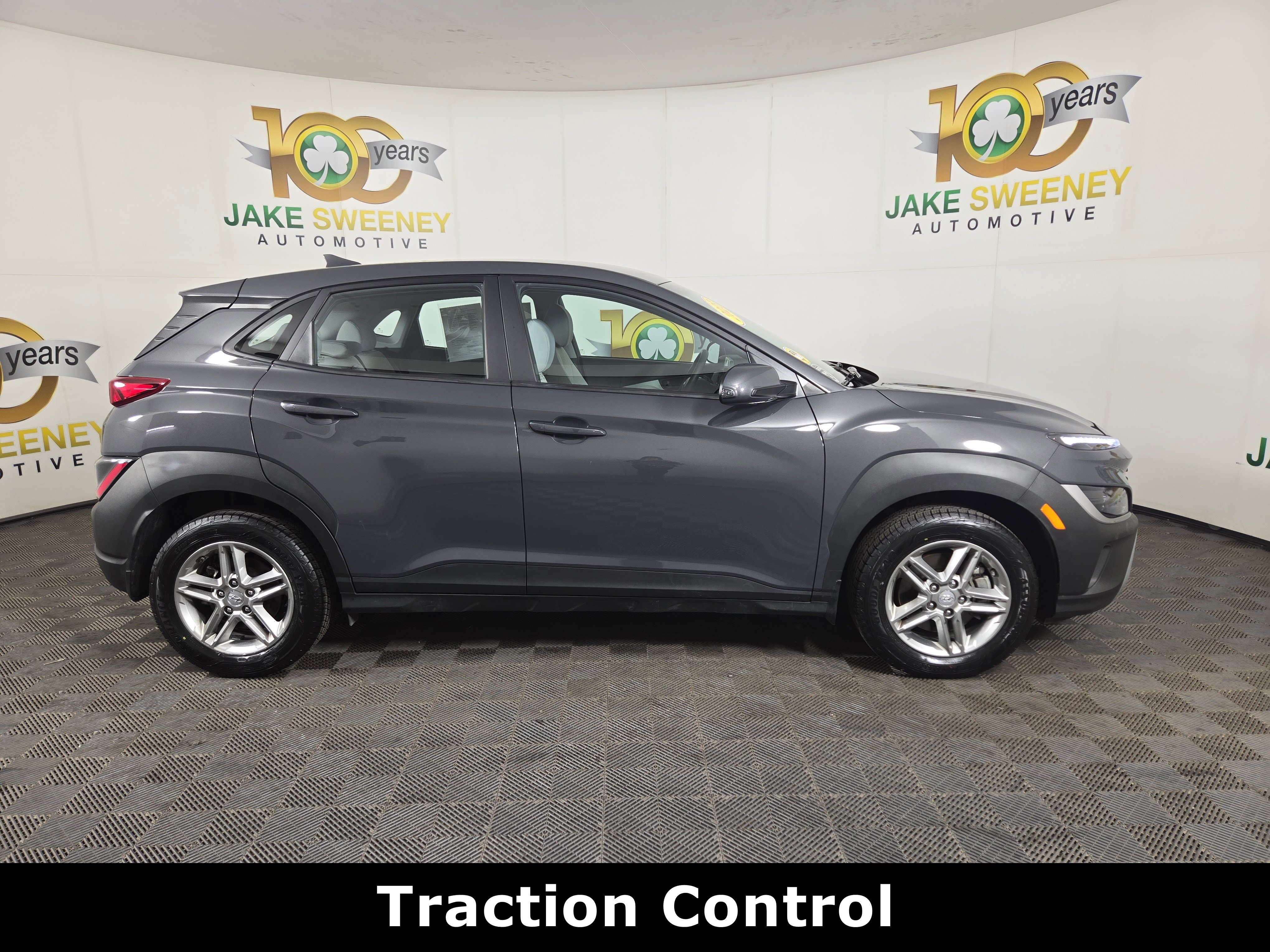 Used 2023 Hyundai Kona SE w/ Cargo Package image 10