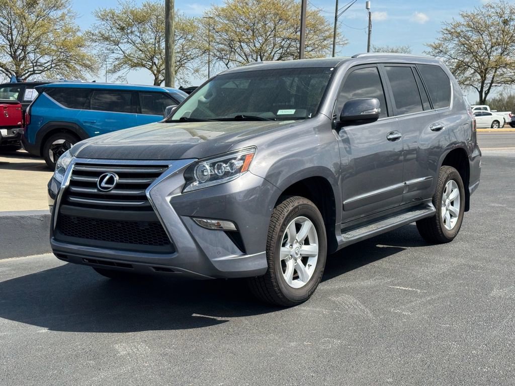 Used 2017 Lexus GX 460 w/ Navigation Package image 7