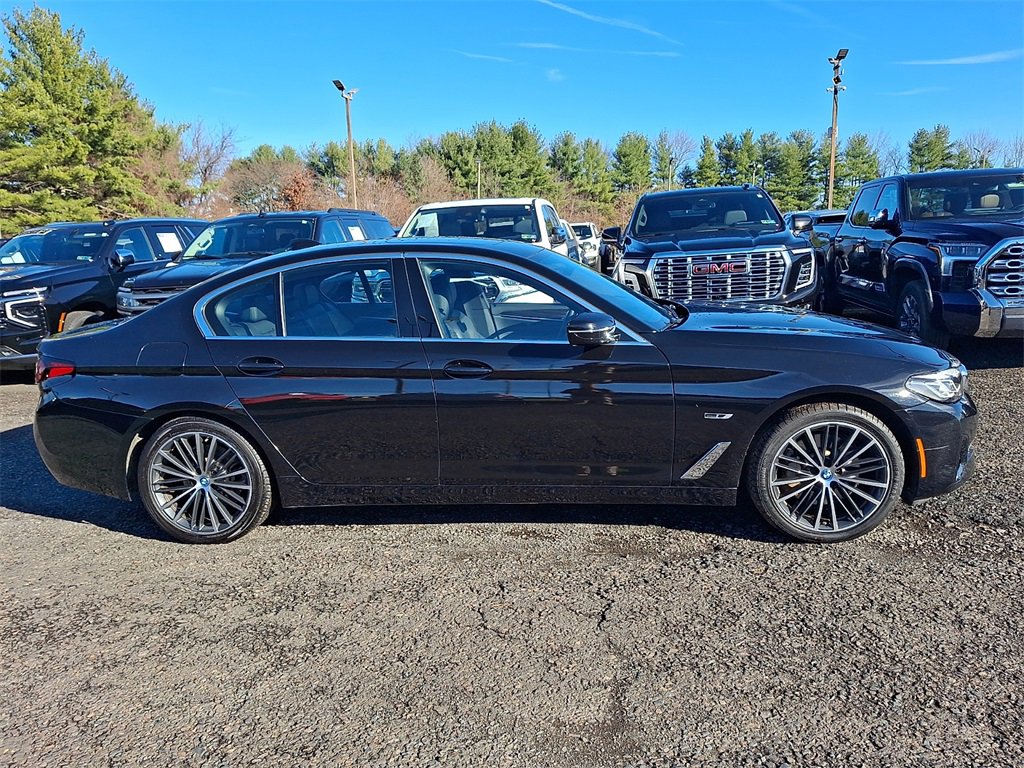 Used 2023 BMW 530e xDrive image 7
