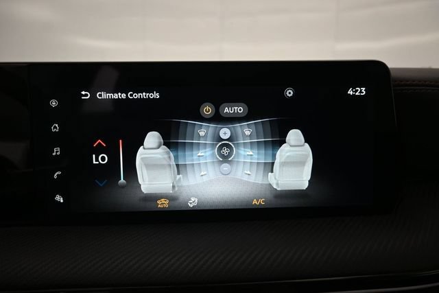 Certified 2025 Nissan Kicks SR AWD/4WD image 16