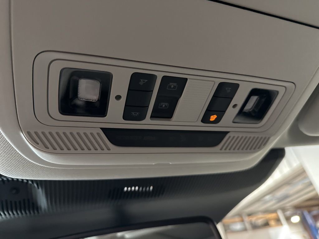 New 2026 Ford Explorer Platinum image 22