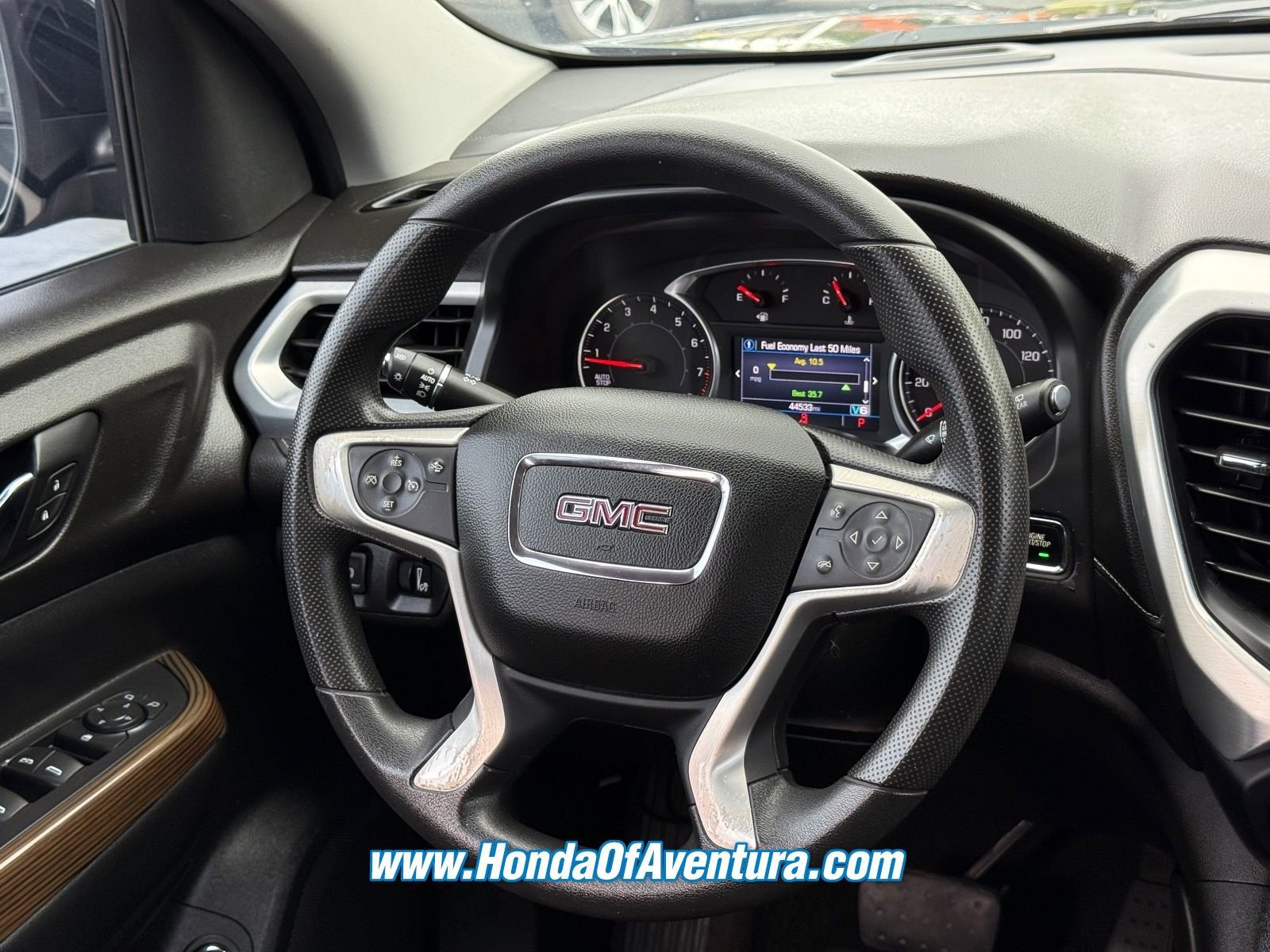 Used 2021 GMC Acadia SLE w/ Driver Convenience Package image 15