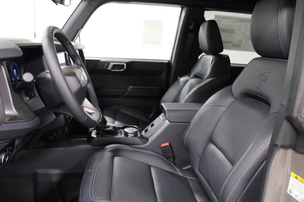 New 2025 Ford Bronco Big Bend w/ Black Diamond Package image 18