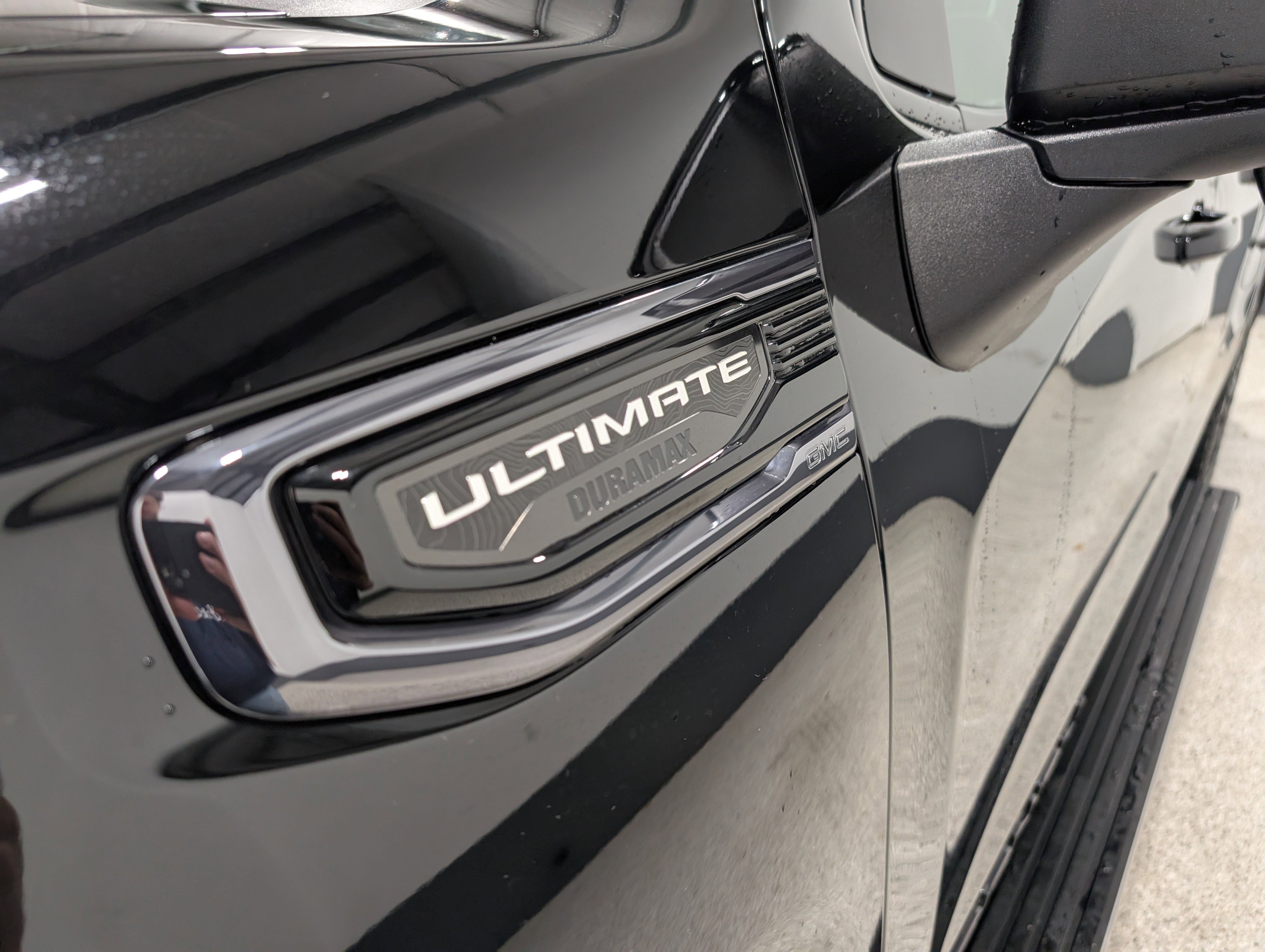 Used 2025 GMC Sierra 1500 Denali Ultimate image 9