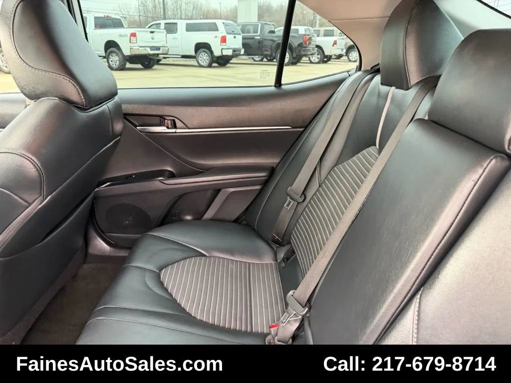 Used 2019 Toyota Camry SE image 41