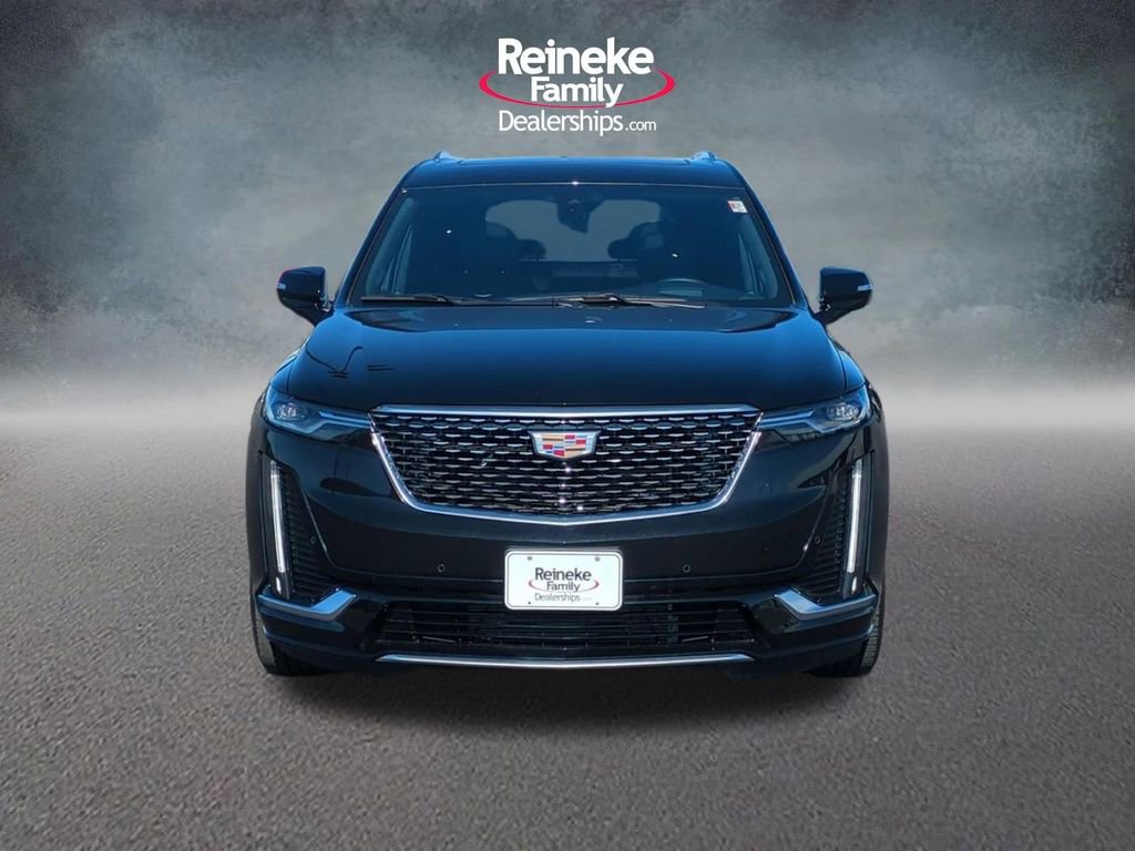 Used 2024 Cadillac XT6 Premium Luxury w/ Technology Package image 2