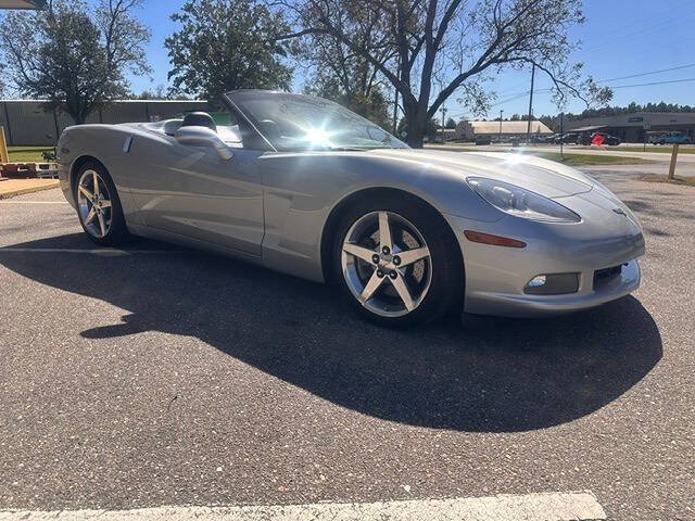 Used 2005 Chevrolet Corvette Convertible w/ Preferred Equipment Group RWD image 8