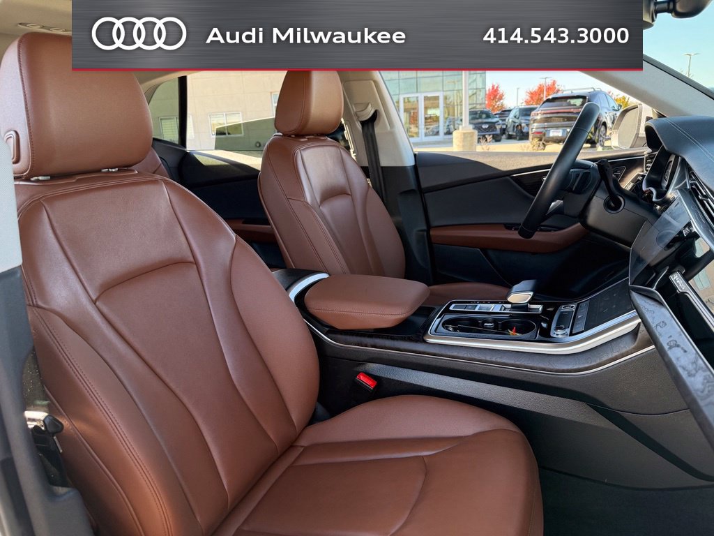Used 2023 Audi Q8 Premium w/ Convenience Package AWD/4WD image 13