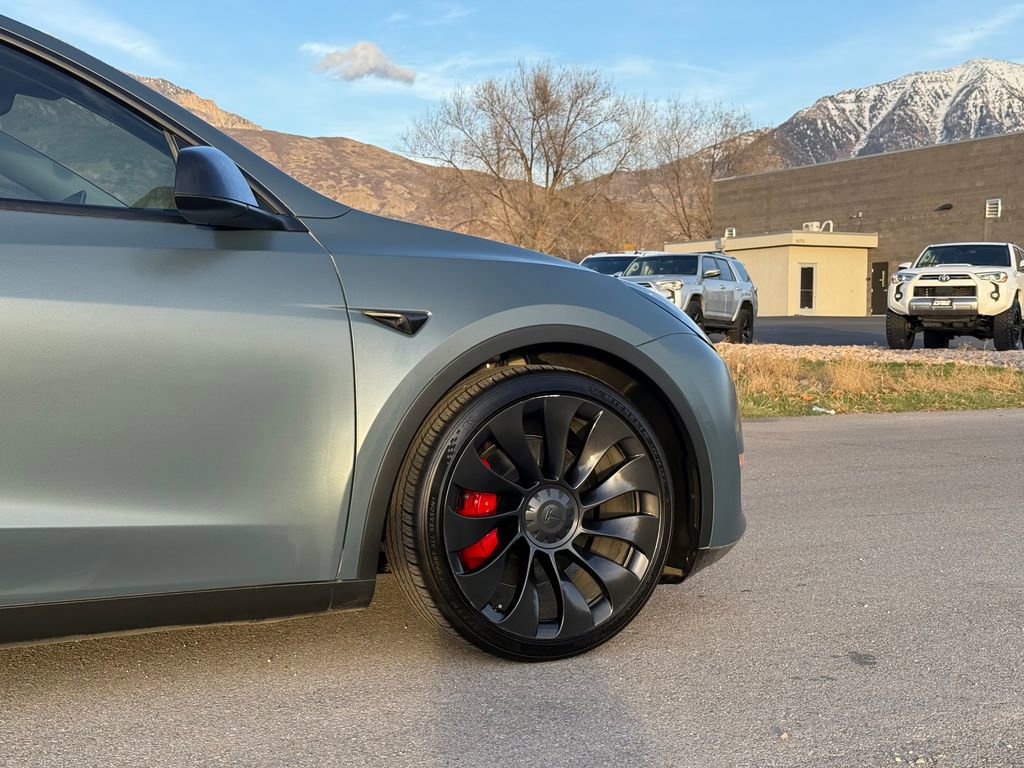 Used 2022 Tesla Model Y Performance AWD/4WD image 4
