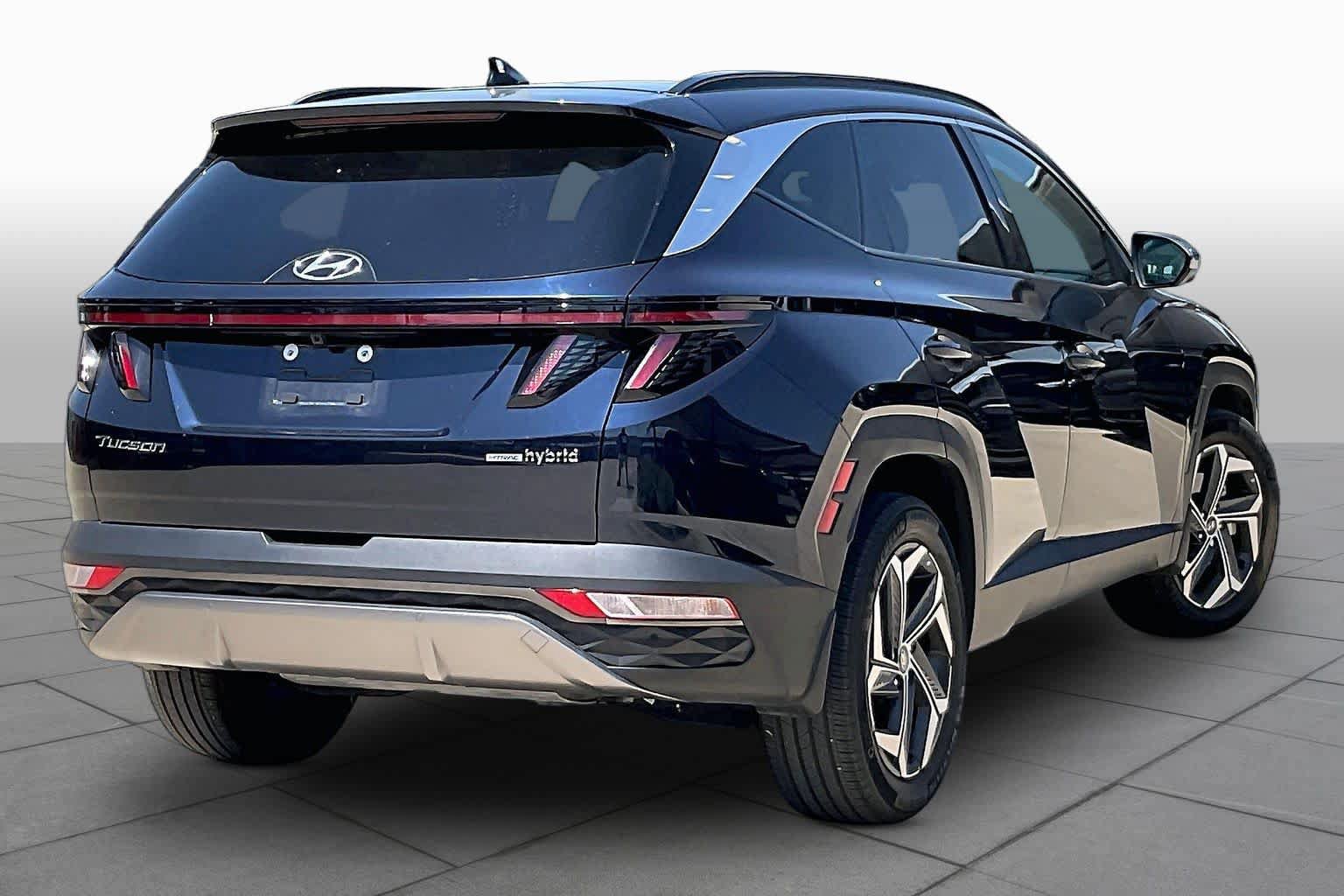 Used 2023 Hyundai Tucson Limited AWD/4WD image 13