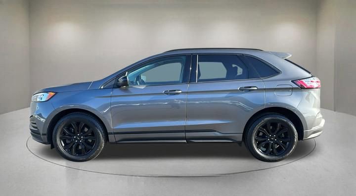 Certified 2022 Ford Edge SE w/ Black Appearance Package AWD/4WD image 5