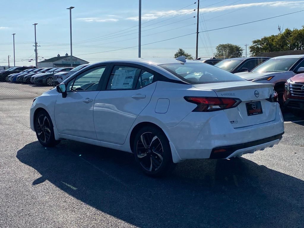 New 2025 Nissan Versa SR w/ Trunk Package image 6