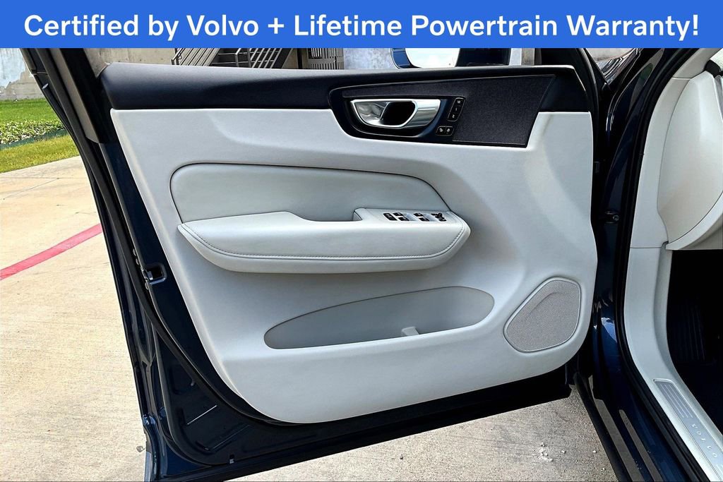 Used 2023 Volvo XC60 B5 Plus w/ Climate Package image 24