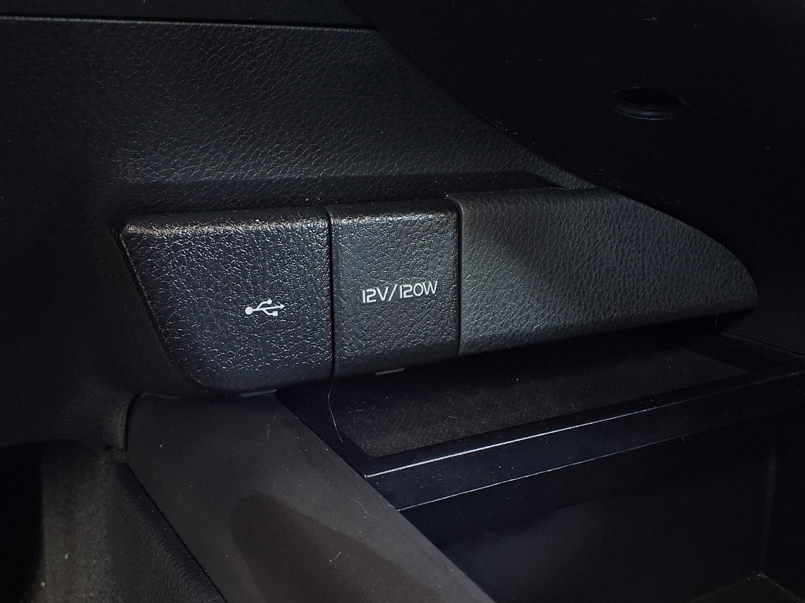 Used 2024 Toyota Camry LE image 10