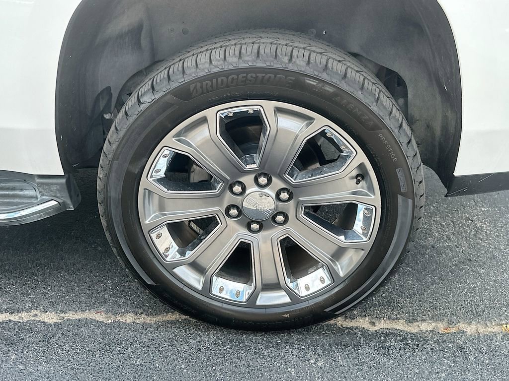 Used 2016 GMC Yukon Denali w/ Open Road Package RWD image 24