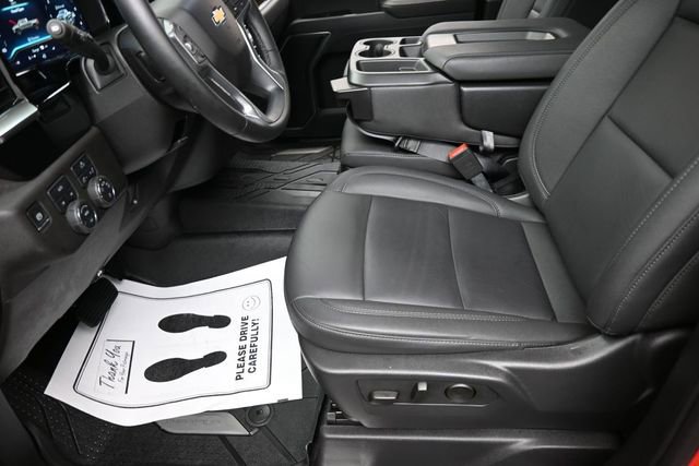 Certified 2025 Chevrolet Silverado 1500 LT w/ Leather Package AWD/4WD image 15