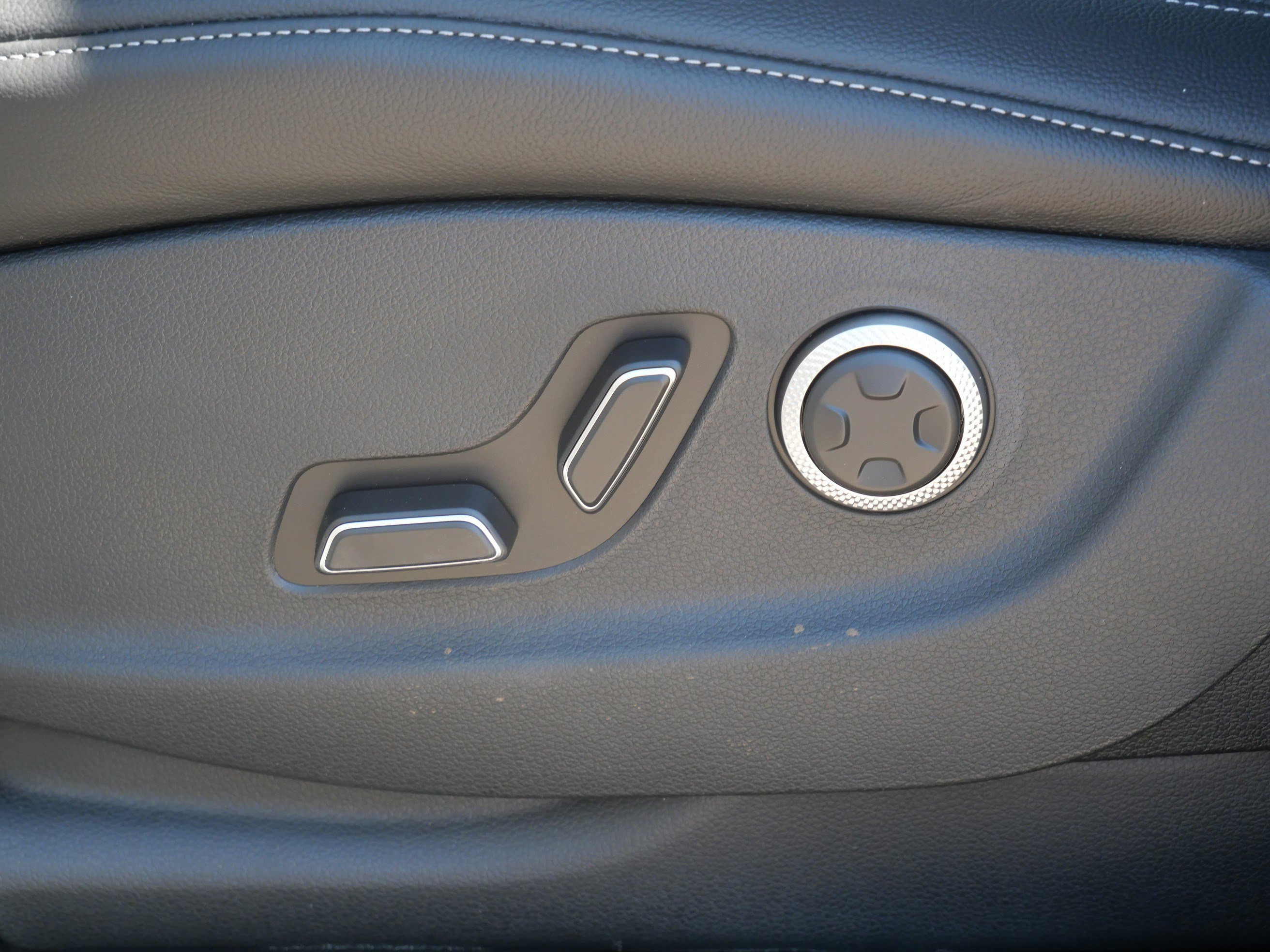 New 2026 Genesis GV80 2.5T Select AWD/4WD image 5