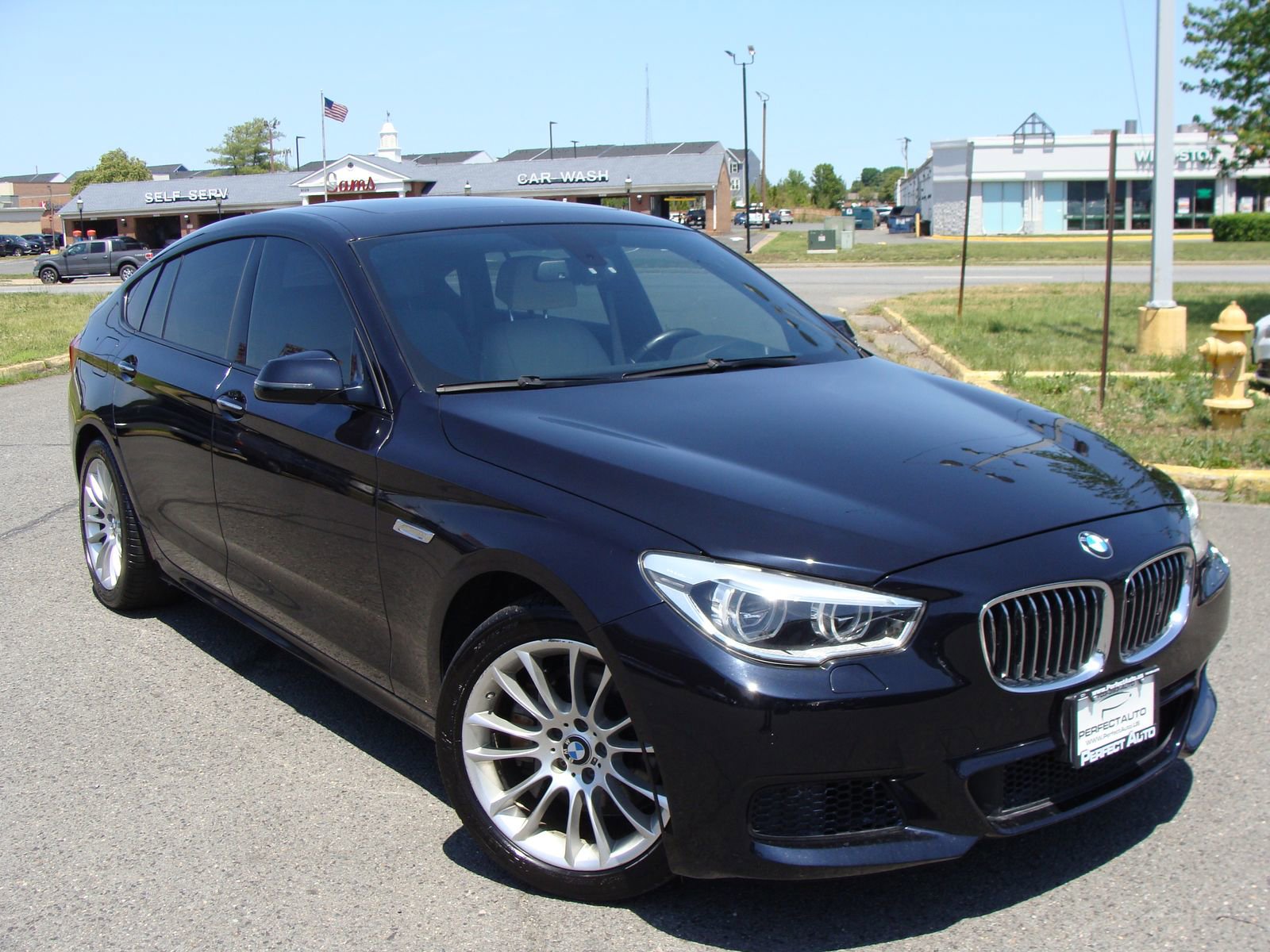 Used 2014 BMW 535i Gran Turismo RWD image 1