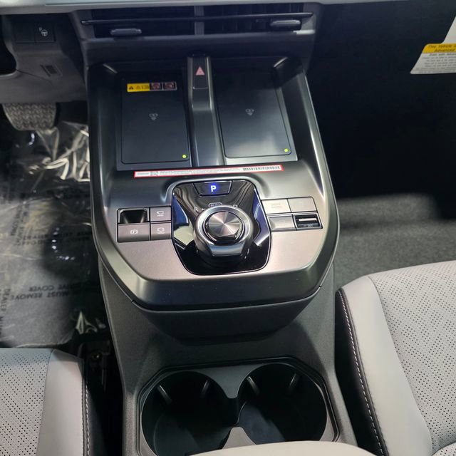 New 2026 Subaru Solterra image 23