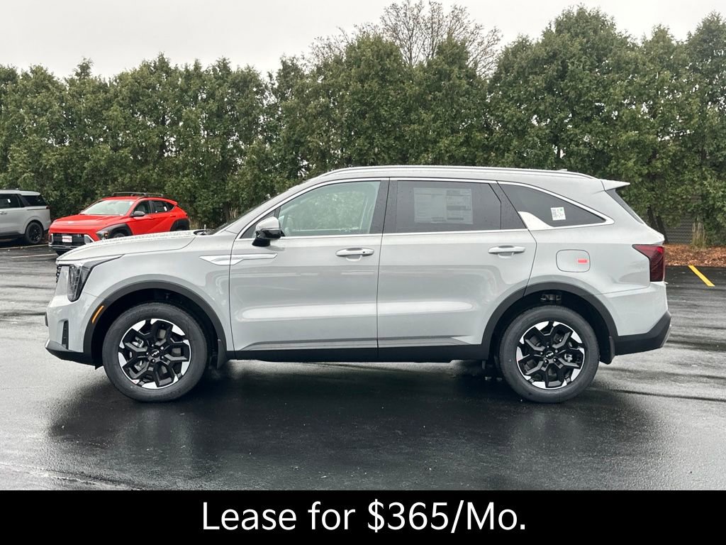 New 2026 Kia Sorento S image 2