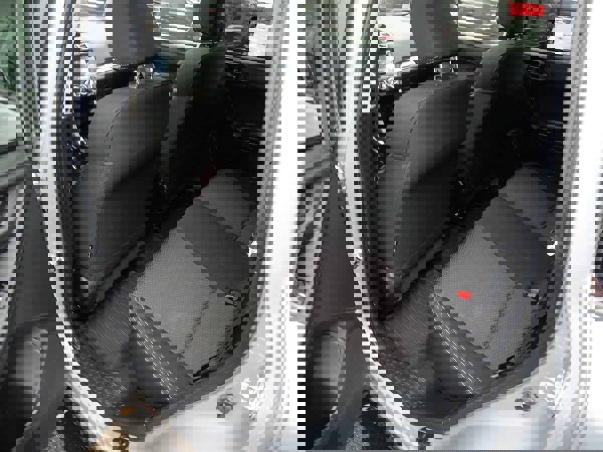 Used 2017 Subaru Forester 2.5i Premium w/ All-Weather Package image 18