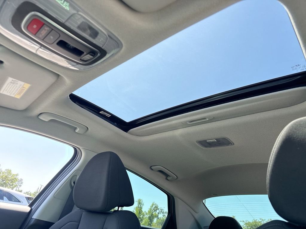 Used 2024 Hyundai Elantra SEL w/ Convenience Package image 14