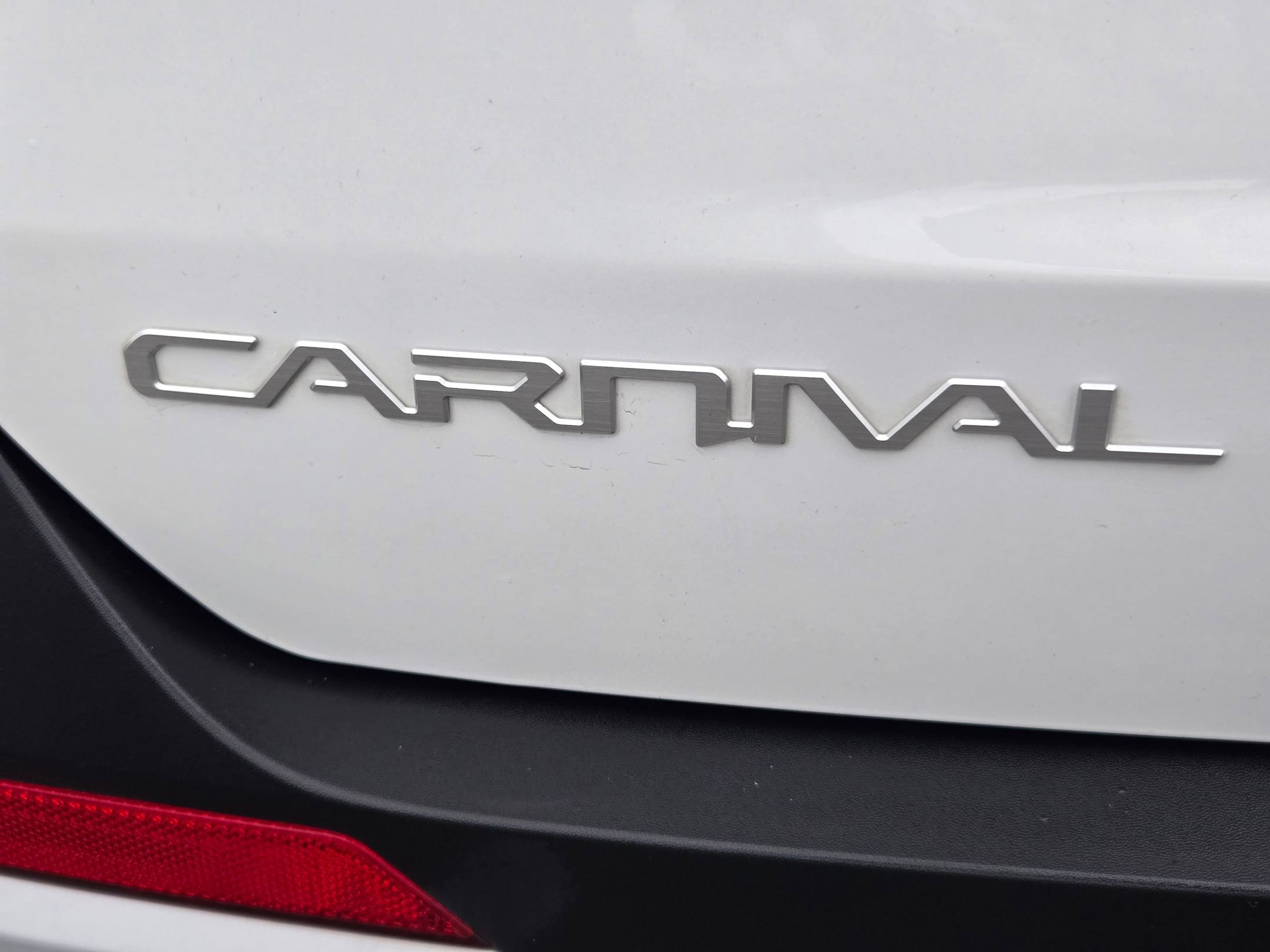 Certified 2025 Kia Carnival LXS image 10