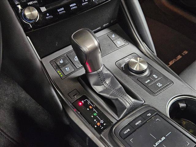 Used 2023 Lexus IS 300 w/ Comfort Package RWD image 12