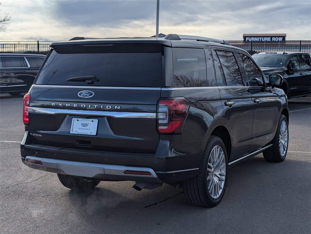 Used 2024 Ford Expedition Platinum image 5