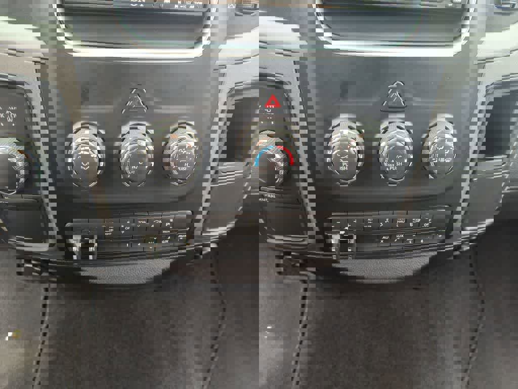 Used 2017 RAM 2500 Tradesman w/ Chrome Appearance Group image 18