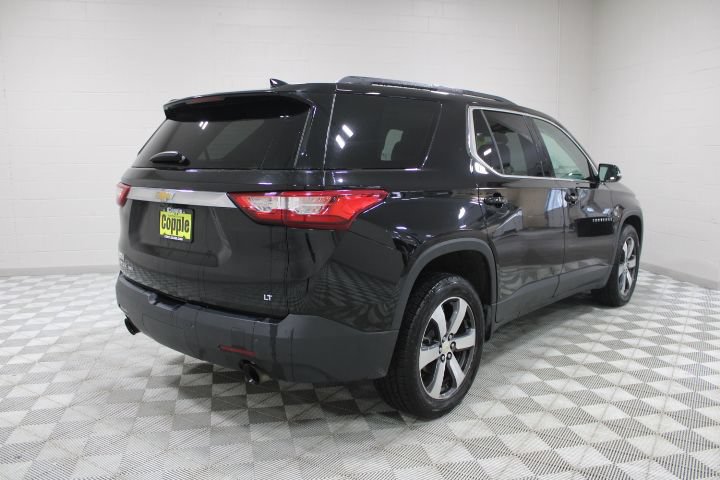 Used 2020 Chevrolet Traverse LT w/ LT Premium Package AWD/4WD image 11